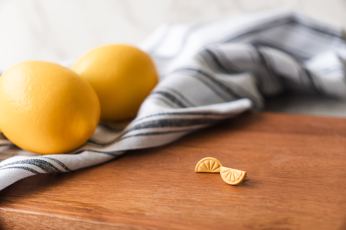 Half Slice Lemon Studs